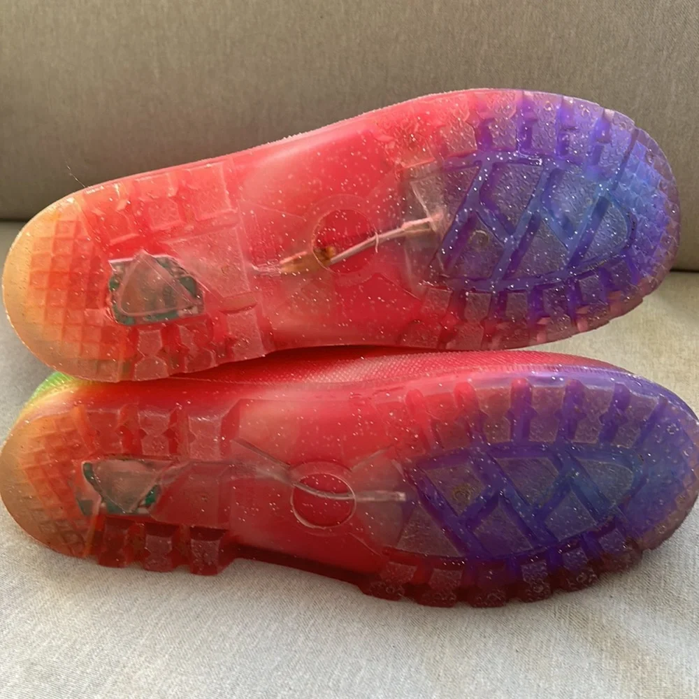 Olive & Edie Sparkling Rainbow Rainboots Girls sz 3